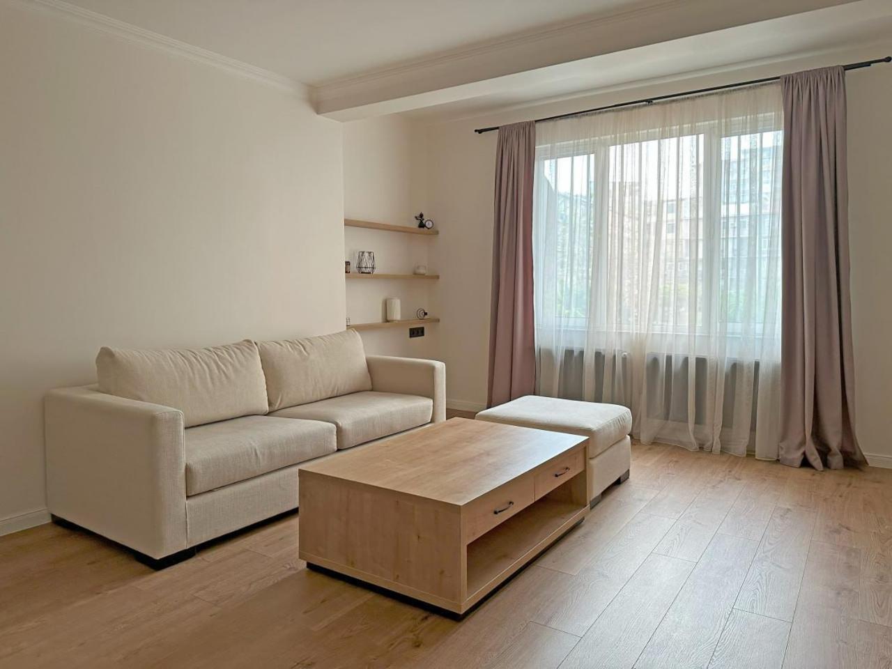 Апартаменти City Center Living In Єреван Екстер'єр фото