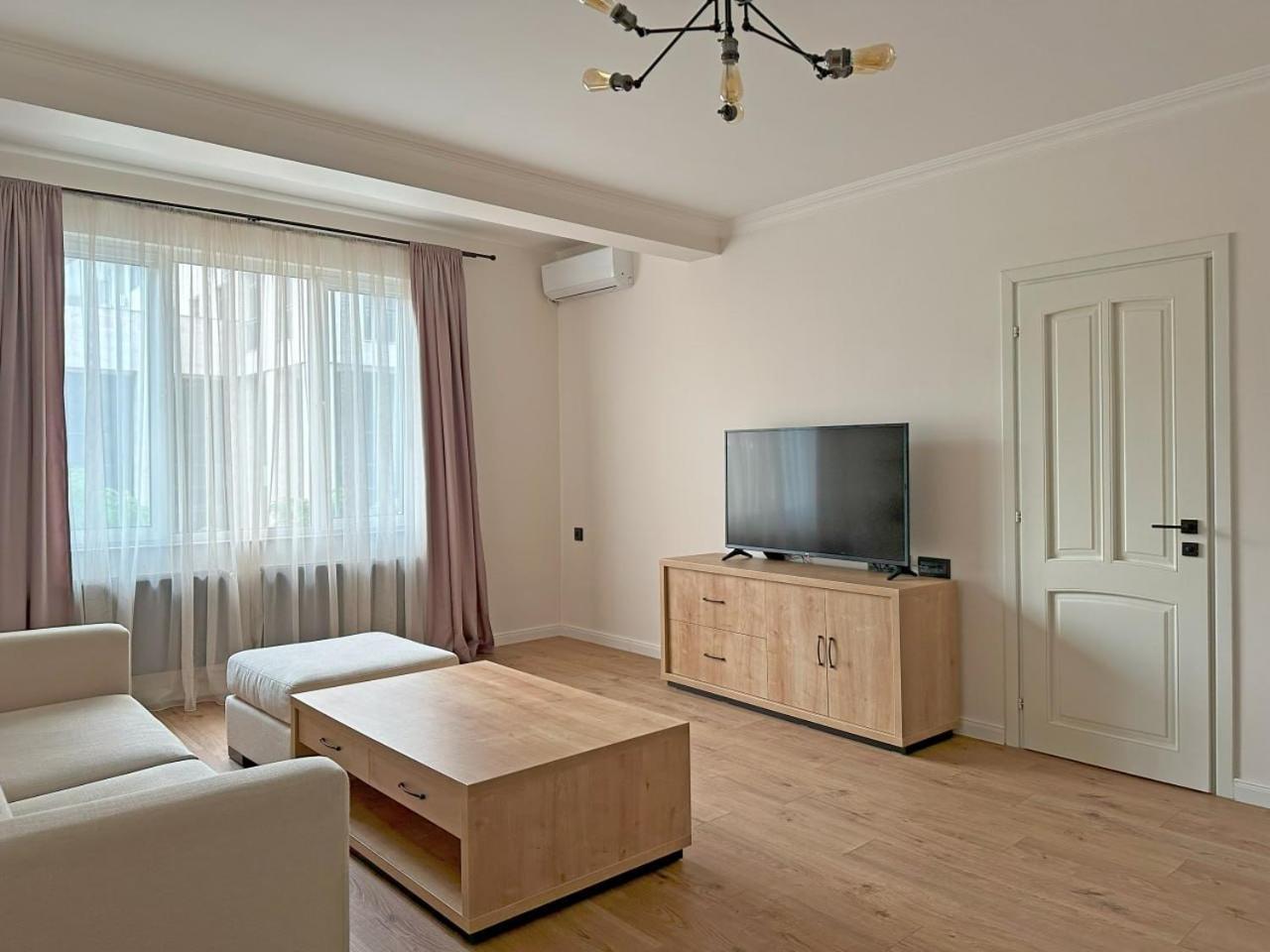 Апартаменти City Center Living In Єреван Екстер'єр фото